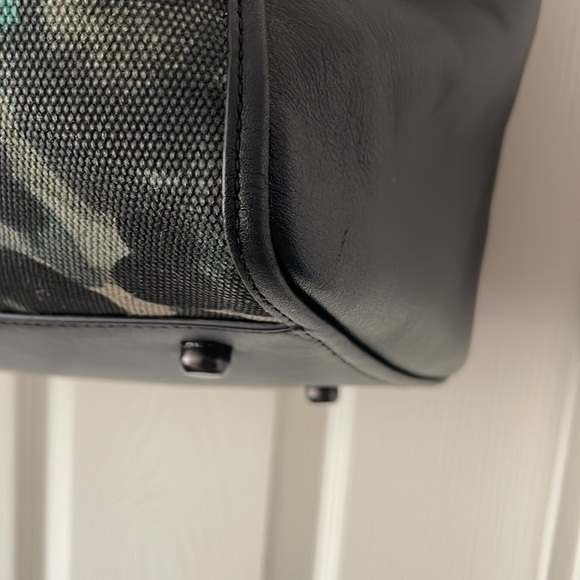 Coach Gotham Duffle Bag Camo Canvas Green Blue - Picture 9 of 16